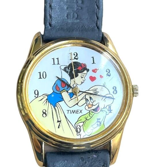 DISNEY SNOW WHITE & The 7 Dwarves Timex Water Resistant 28mm Watch - Picture 1 of 4